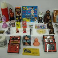 Lotto 25 oggetti sexy celibato,nubilato matrimonio