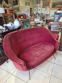 Vintage divanetto in velluto rosso anni Cinquanta