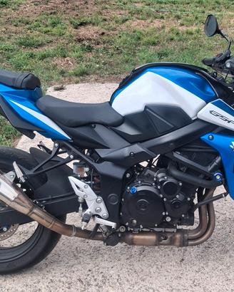 gsr 750