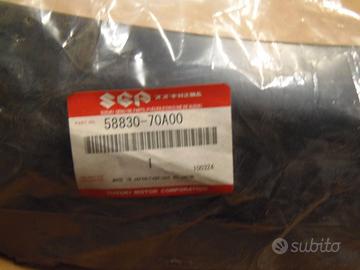 58830-70A00-000 parafango Suzuki Samurai