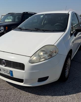 FIAT Grande Punto 1.3 MJT 75 3p.Van Active 2 pos