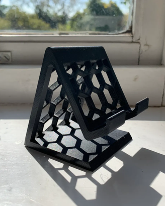 Supporto Smartphone da Scrivania in Stampa 3D