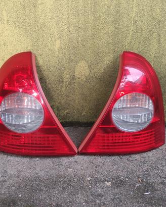 fanali Stop posteriore Renault Clio 2 II 2004 