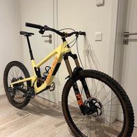 SANTA CRUZ NOMAD TAGLIA L - 2025