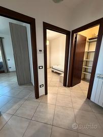 A/1144 Ampio arredato vista mare