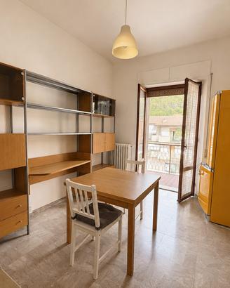 Appartamento con garage, zona Angeli