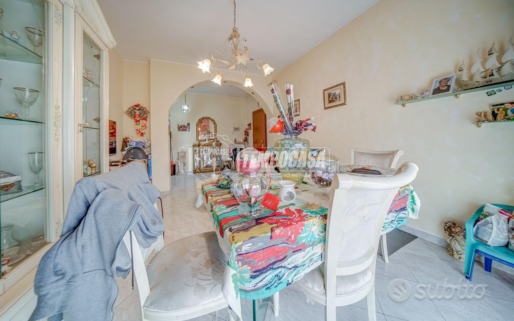 TRILOCALE CON BOX E CANTINA - Altro