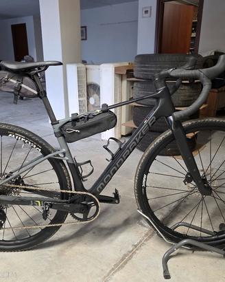 Mondraker Arid Carbon r tg M anno 2025