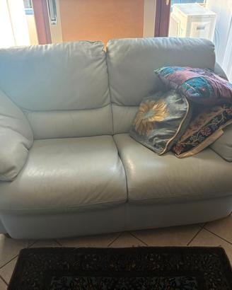 Splendidi divani in vera pelle