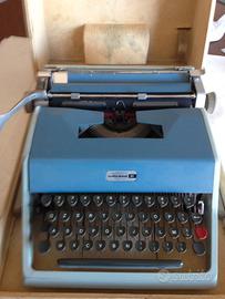 Macchina da scrivere Olivetti Underwood 21