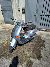 Piaggio Vespa 50 et4 2004