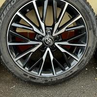Pneumatico e cerchio Toyota yaris cross