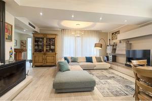 Villa bifamiliare recentemente ristrutturata