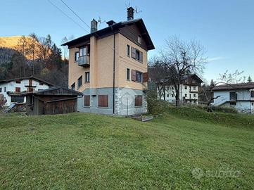 BIFAMILIARE A FORNI DI SOPRA