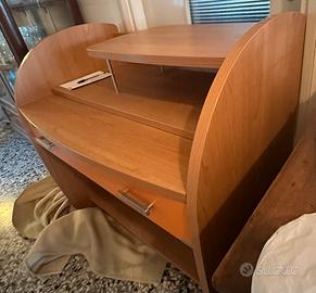 Scrivania computer Moretti compact