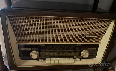 Aradio vintage