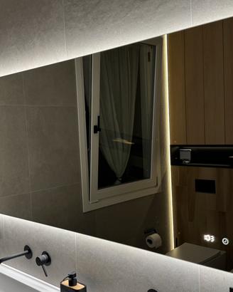 Specchio retroilluminato a led 160x70