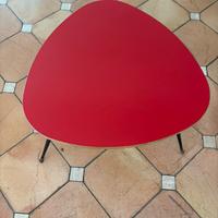 Tavolino formica rosso