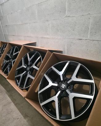 cerchi in lega da 18  pollici fori 5x 100 et 47