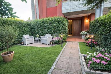 2 LOCALI A DESENZANO DEL GARDA