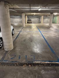 Posto auto coperto in garage privato