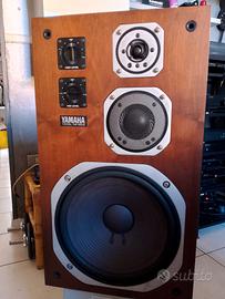 Yamaha ns 690 iii