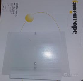 Lampadario moderno in vetro satinato