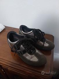 scarpe da donna vintage in camoscio