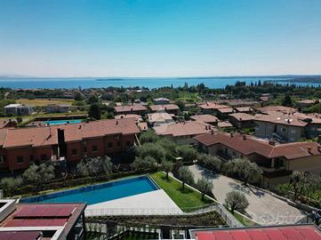 4 LOCALI A PADENGHE SUL GARDA