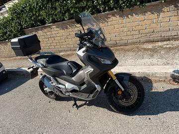 Honda X-adv
