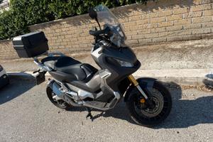 Honda X-adv