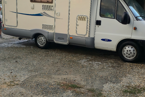 Mc Louis Lagan 411 Fiat Ducato 2005 2.0 JTD
