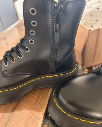 Dr. Martens Jadon con Zip Nuovi - n39 e n40