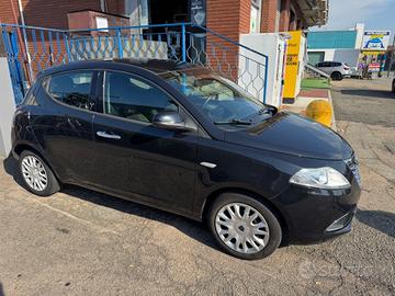Lancia Ypsilon 1.2 69 CV Unyca soli 85mila kilomet