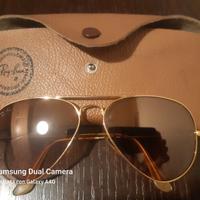 Occhiali Ray Ban anni 70
