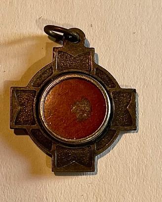 Antica medaglia reliquiario