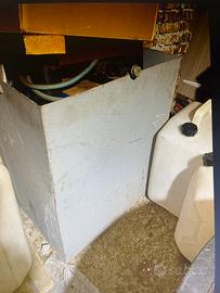 Pentola per sterilizzare le bottiglie