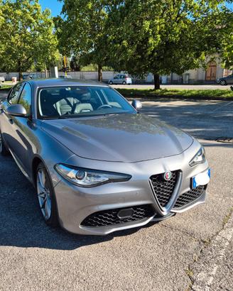 Alfa Romeo Giulia 2.2 JTDm 210CV Q4 Veloce