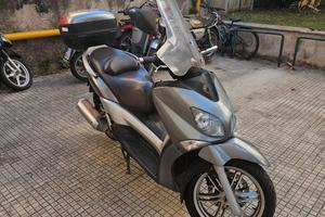 Yamaha X-City 250 - 700€