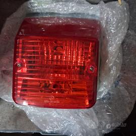 luce posteriore per  lml star / vespa   125/200 cc