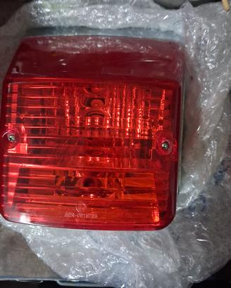 luce posteriore per  lml star / vespa   125/200 cc