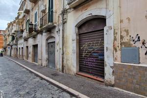 Via Arpi, una vetrina sulla città