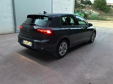 Volkswagen Golf 8 2021