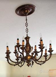 Lampadario antico 12 braccia in ottone