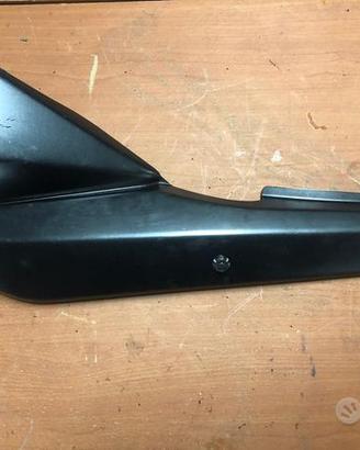 Fianchetto sinistro Suzuki GSX 1250 FA