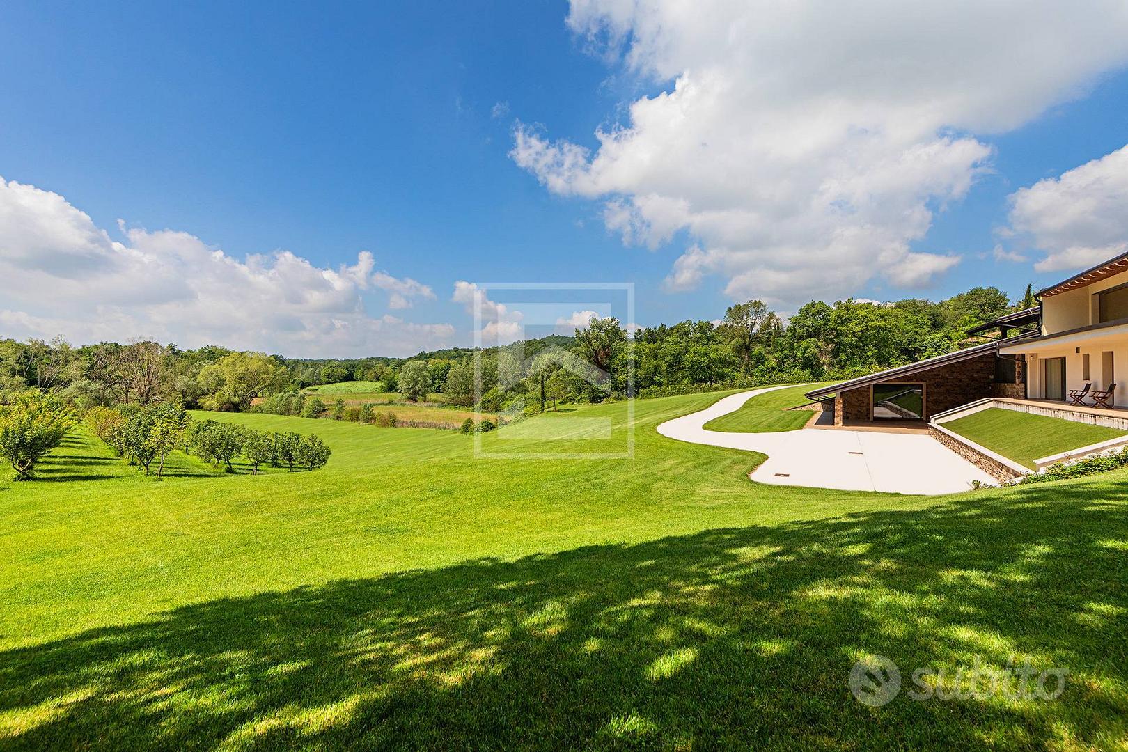 Azienda Agricola - Soiano del Lago - Vista 2