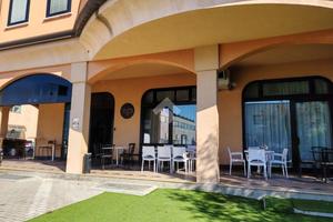 NEGOZIO A LONGIANO