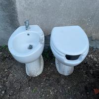 SET SANITARI PER DISABILI – WC + BIDET COMPLETI
