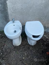 SET SANITARI PER DISABILI – WC + BIDET COMPLETI
