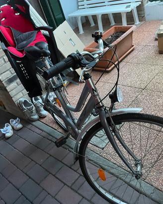 Bicicletta da donna da città con cambio Shimano